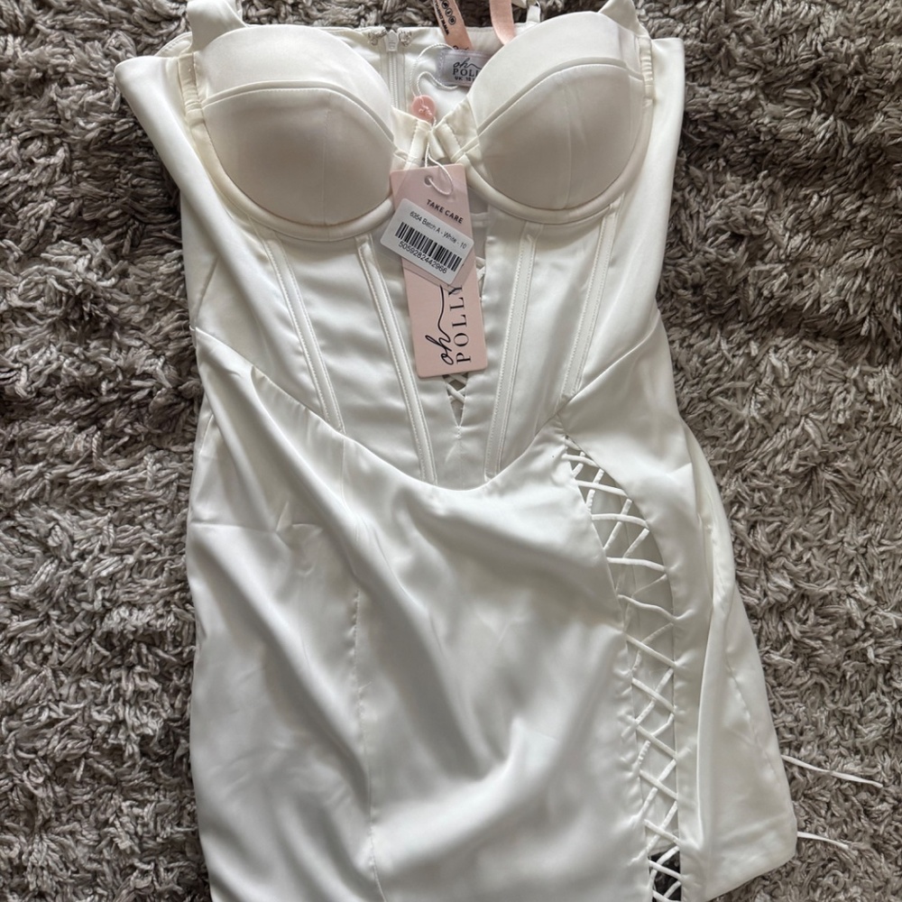 Oh Polly white corset satin dress - Picture 3 of 7